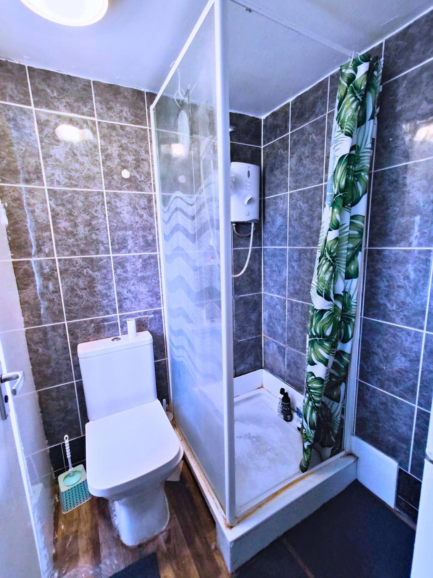 R4 Mezzanine Double Bed Balcony